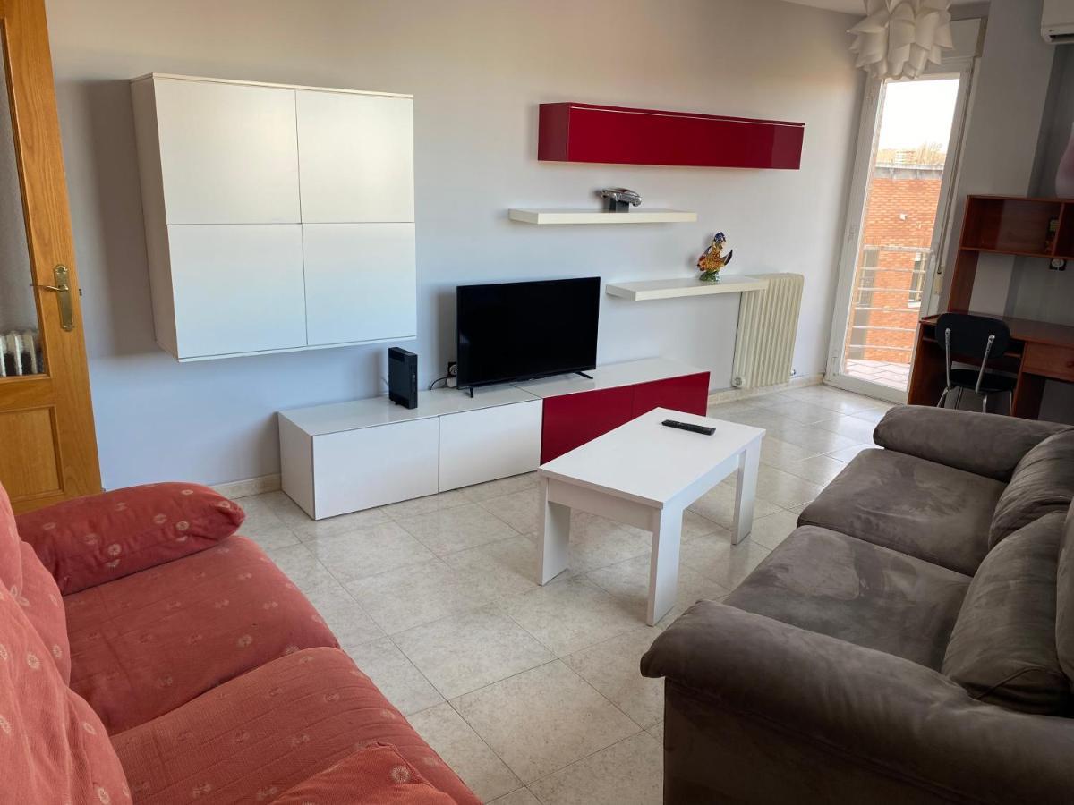 La Casa De Reyes - Wifi Gratis Apartment Леон Екстериор снимка