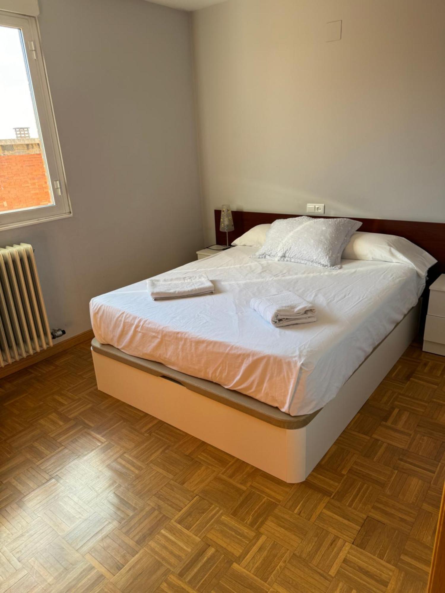 La Casa De Reyes - Wifi Gratis Apartment Леон Екстериор снимка